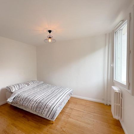 Appartement Spacieux Avec Balcon Saint-Fons Esterno foto